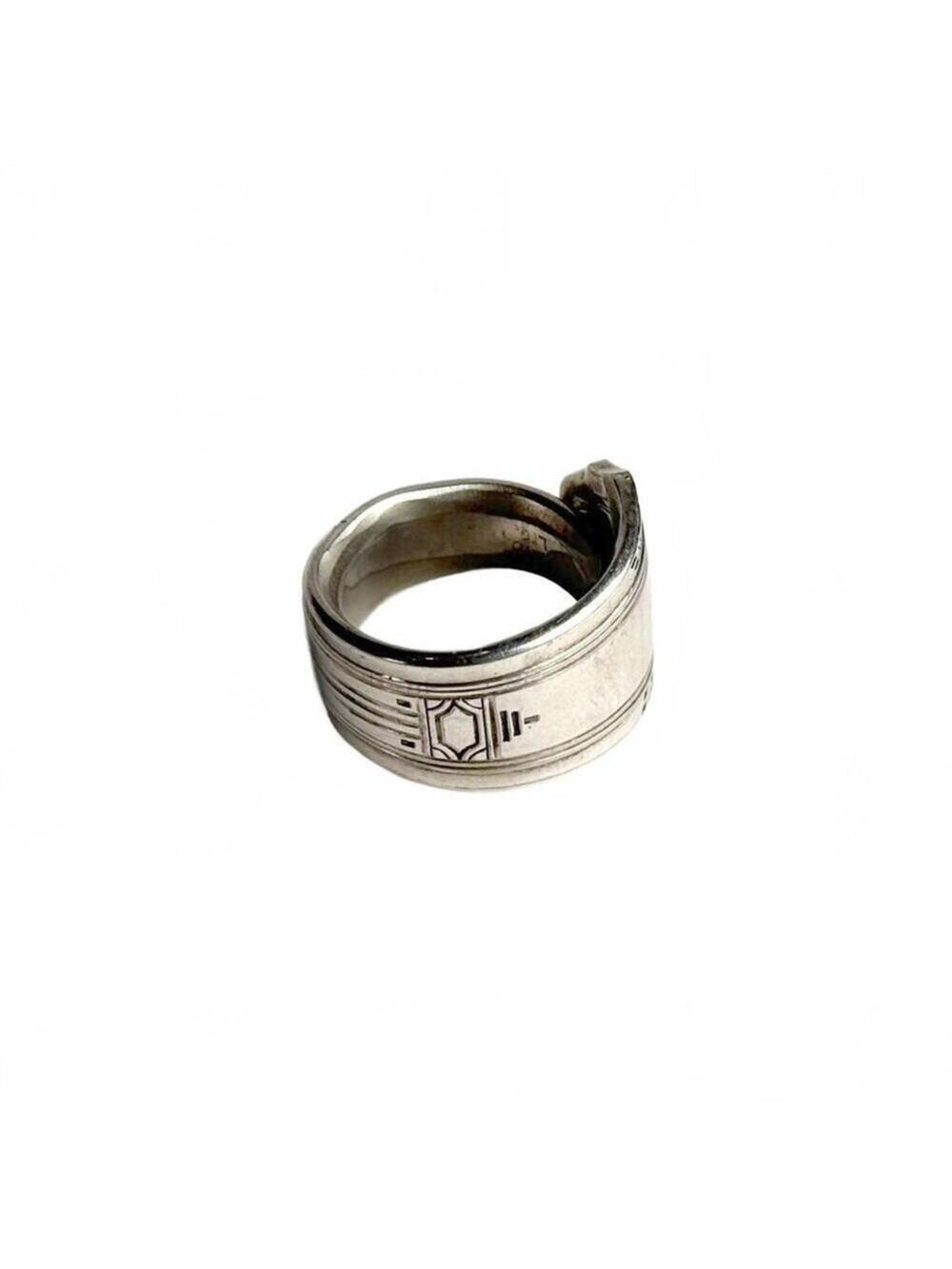 Vintage Oneida Ltd Pattern Silver Plated Spoon Ring Size 7.5